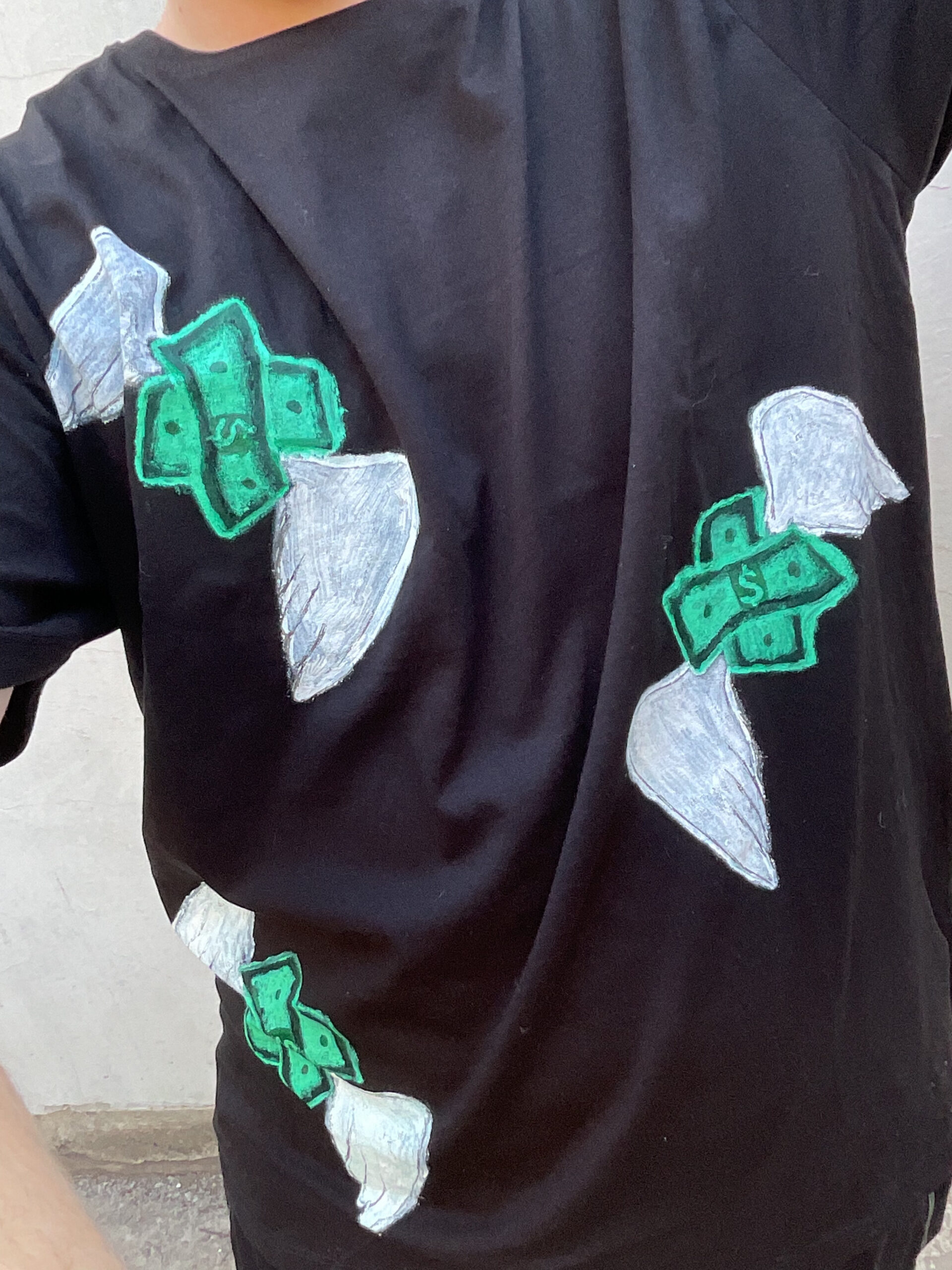 FLYING MONEY
